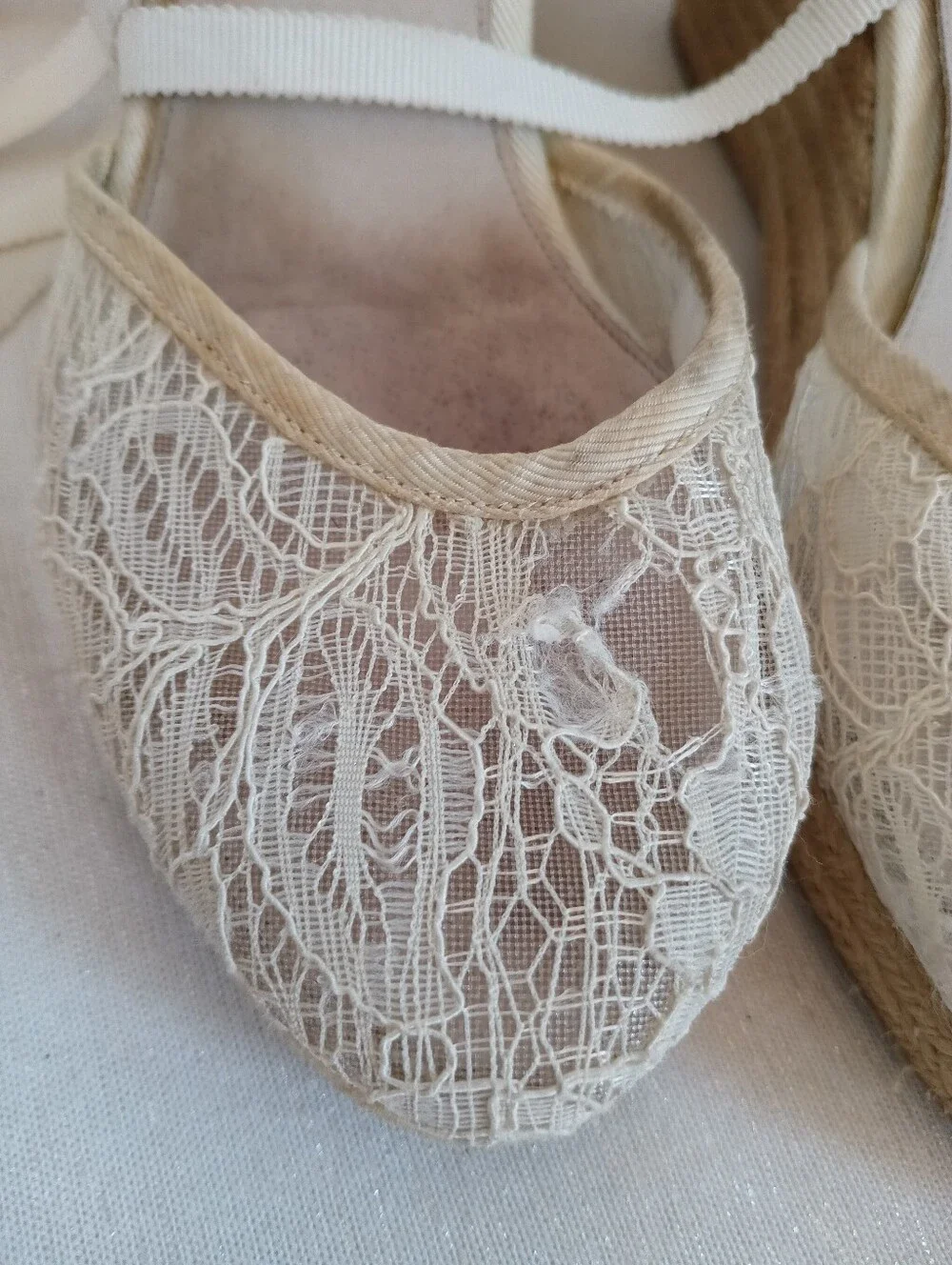 Adrianna Papell Cream Lace Espadrille Wedge Sandals Ribbon Lace Up Ankle Ties 7M